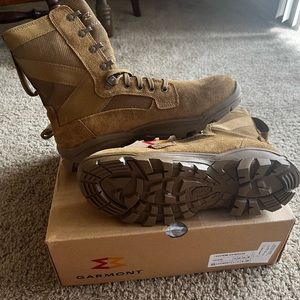 Mens Boots Size 9